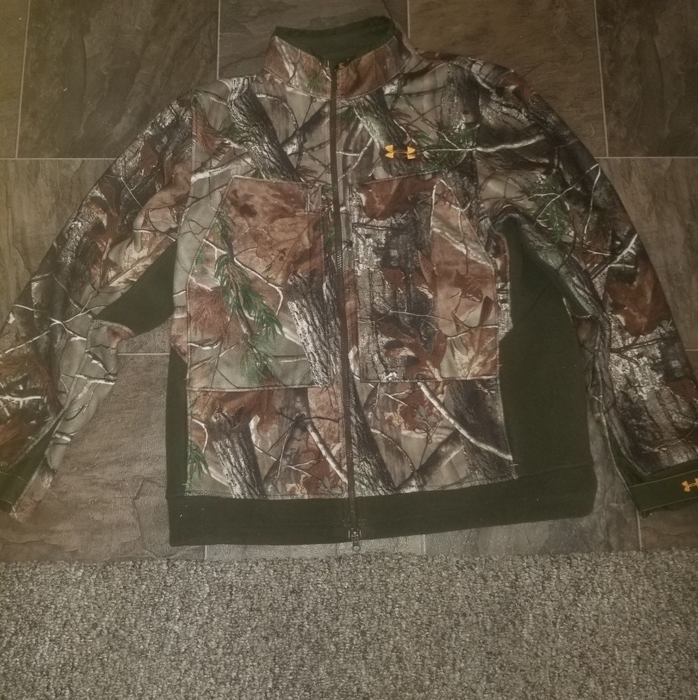 Camo hunting jacket